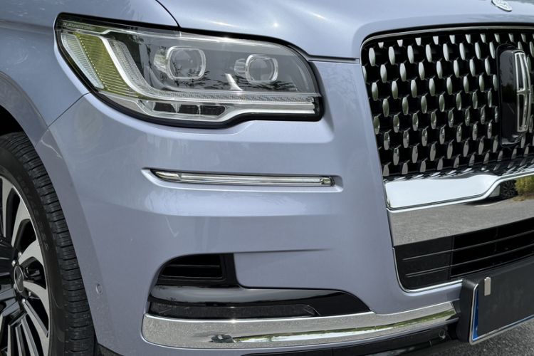 Used Lincoln Navigator 2022 3.5T Presidential Edition Exterior 4