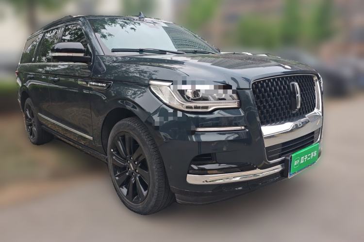 Used Lincoln Navigator 2022 3.5T Centennial Limited Edition Front Right 45 Deg