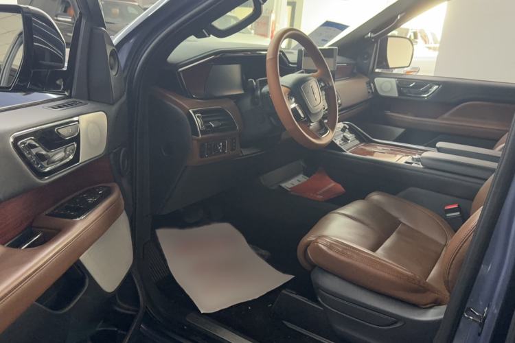 Used Lincoln Navigator 2022 3.5T Prestige Edition Interior 1