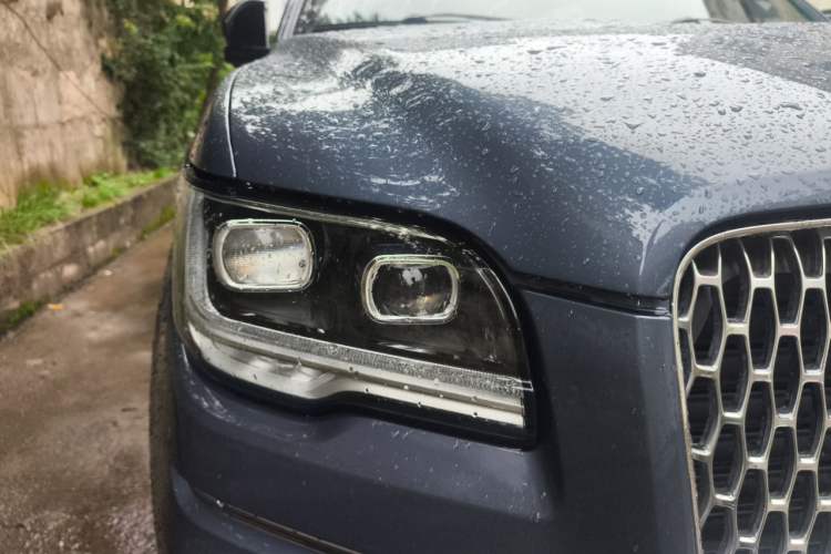 Used Lincoln Navigator 2022 3.5T Prestige Edition Right Front Headlight