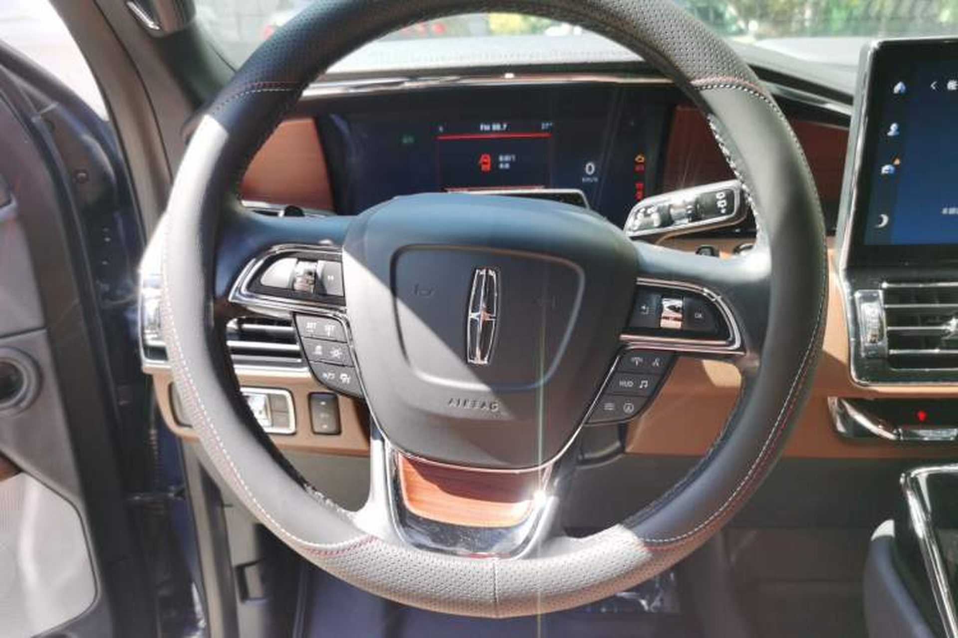 Used Lincoln Navigator 2022 3.5T Prestige Edition Steering Wheel