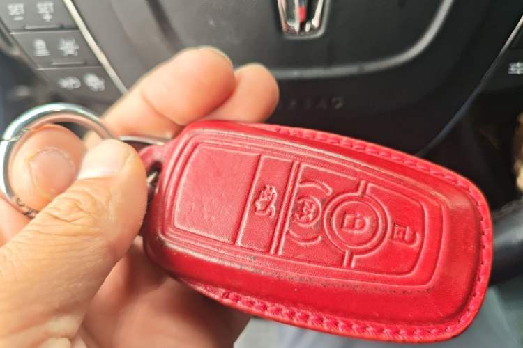 Used Lincoln Navigator 2022 3.5T Centennial Limited Edition Vehicle Key