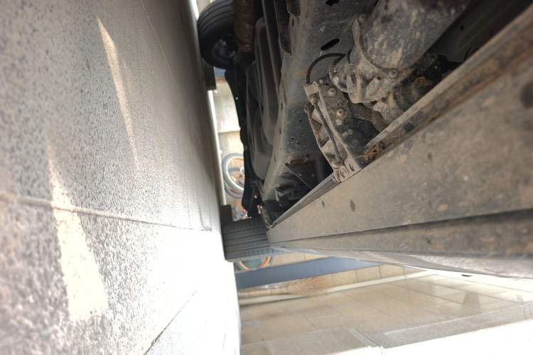 Used Lincoln Navigator 2022 3.5T Long-Wheelbase Presidential Edition Chassis Front Left