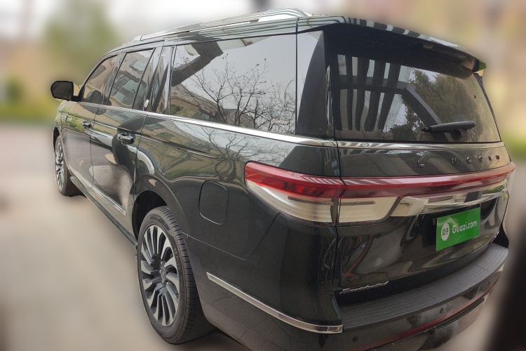 Used Lincoln Navigator 2022 3.5T Long-Wheelbase Presidential Edition Rear Left 45 Deg