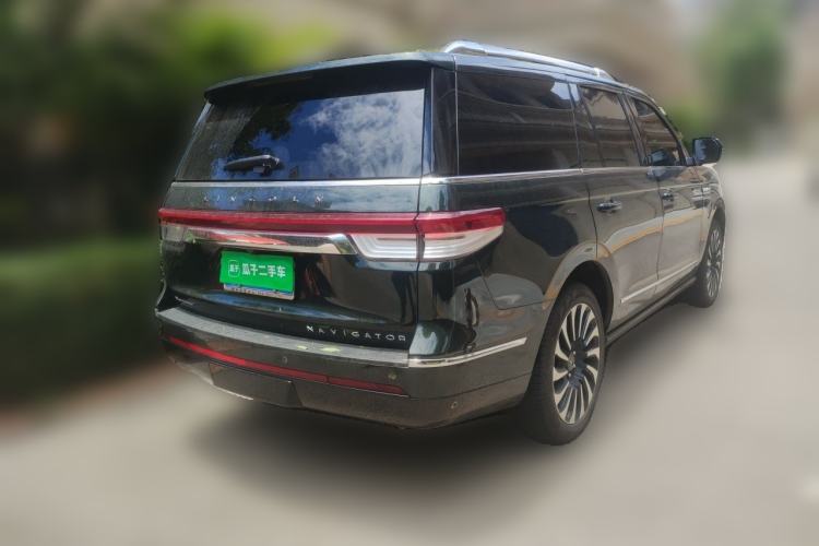 Used Lincoln Navigator 2022 3.5T Presidential Edition Rear Right 45 Deg