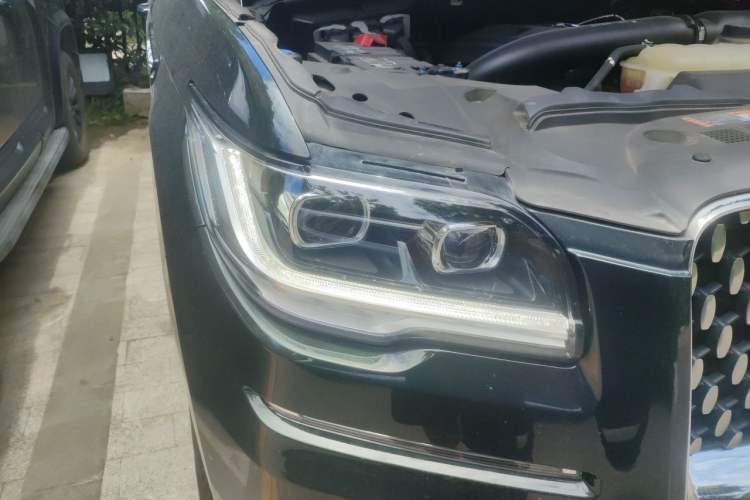 Used Lincoln Navigator 2022 3.5T Presidential Edition Right Front Headlight