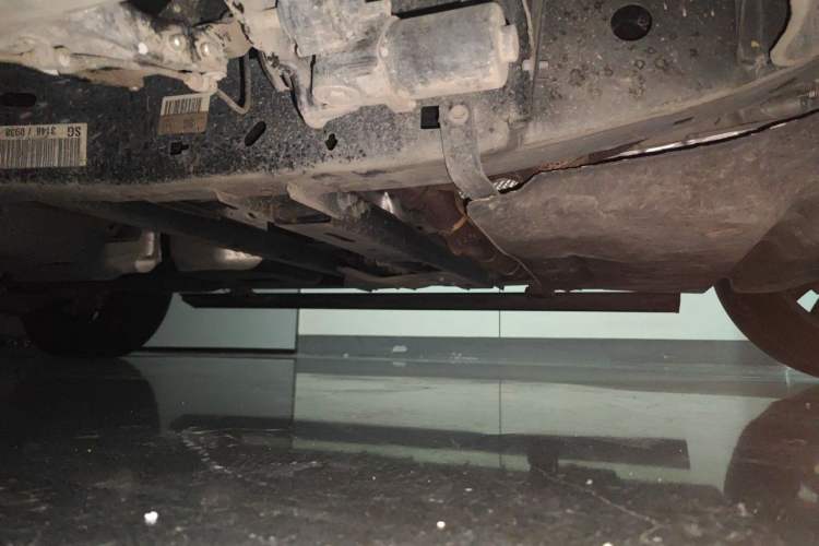 Used Lincoln Navigator 2022 3.5T Black Gold Presidential Edition Chassis Front Right