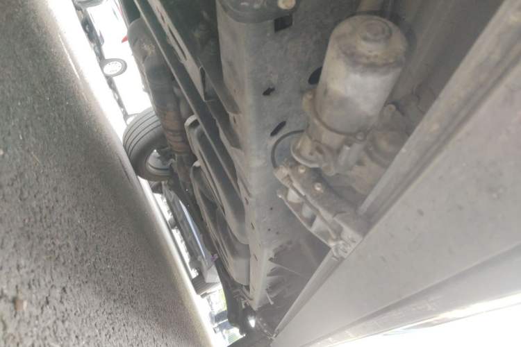 Used Lincoln Navigator  Chassis Front Left