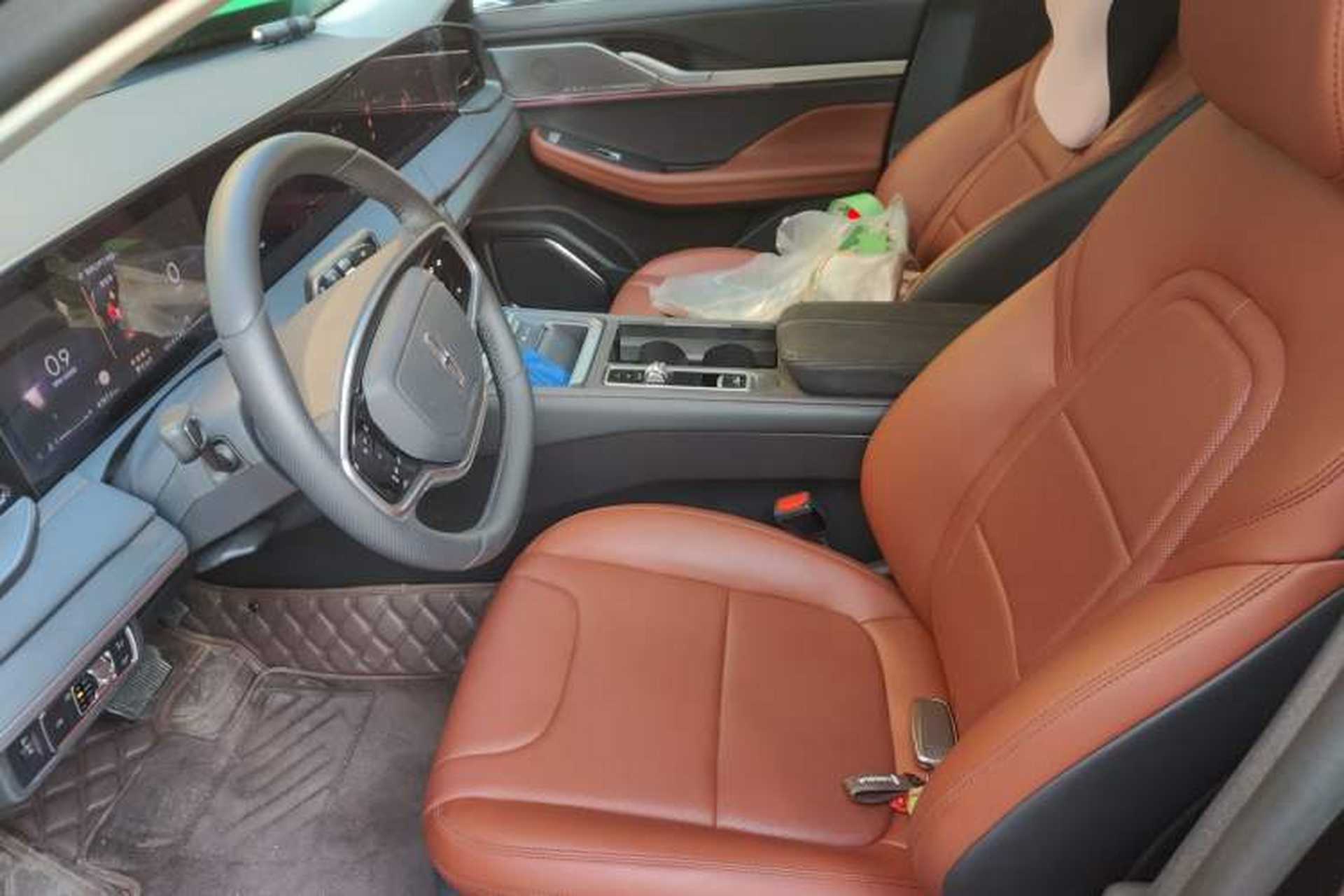 Used Lincoln Z 2024 2.0T Prestige Edition Left Front Seat