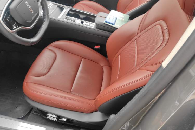 Used Lincoln Z 2024 2.0T Prestige Edition Left Front Seat