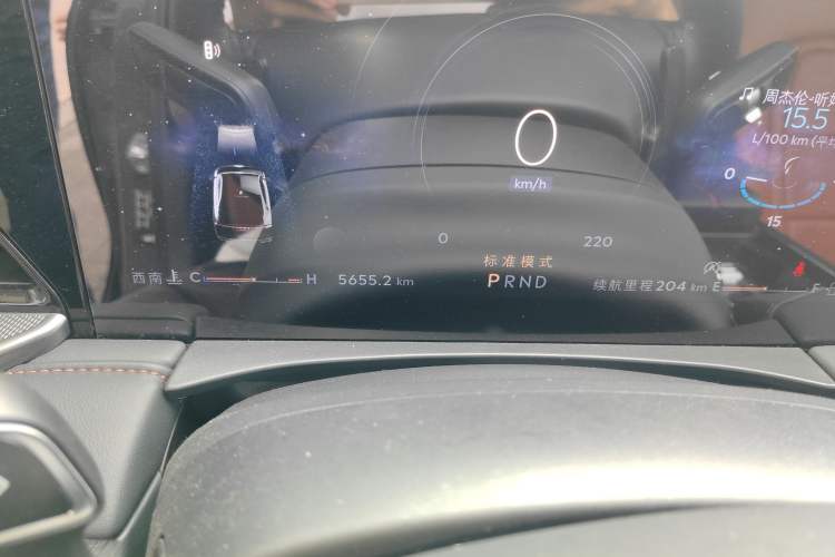 Used Lincoln Z 2024 2.0T Prestige Edition Odometer Close Up