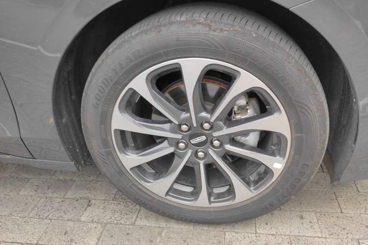 Used Lincoln Z 2024 2.0T Prestige Edition Right Front Wheel Hub
