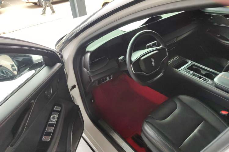 Used Lincoln Z 2022 Facelift iCool Luxury Edition Driver Seat