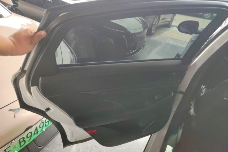 Used Lincoln Z 2022 Facelift iCool Luxury Edition Left Rear Door Interior