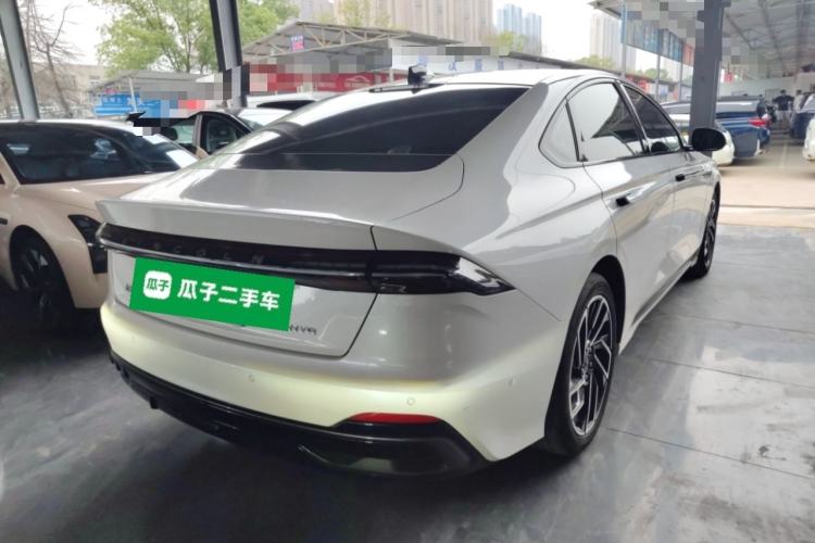 Used Lincoln Z 2022 Facelift iCool Luxury Edition Rear Right 45 Deg