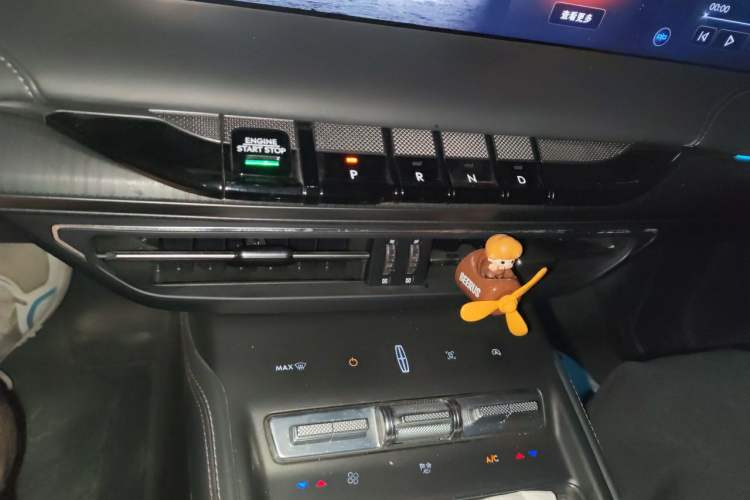 Used Lincoln Z 2022 iKoo Deluxe Edition Audio And AC Panel