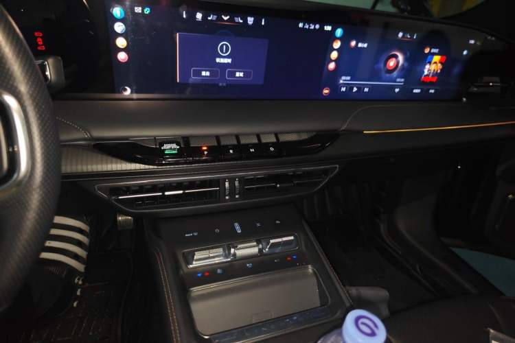 Used Lincoln Z 2022 iKoo Luxury Edition Audio And AC Panel