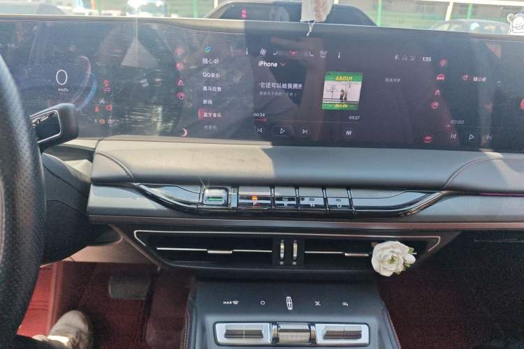 Used Lincoln Z 2022 iXiang Zunyi Edition Audio And AC Panel