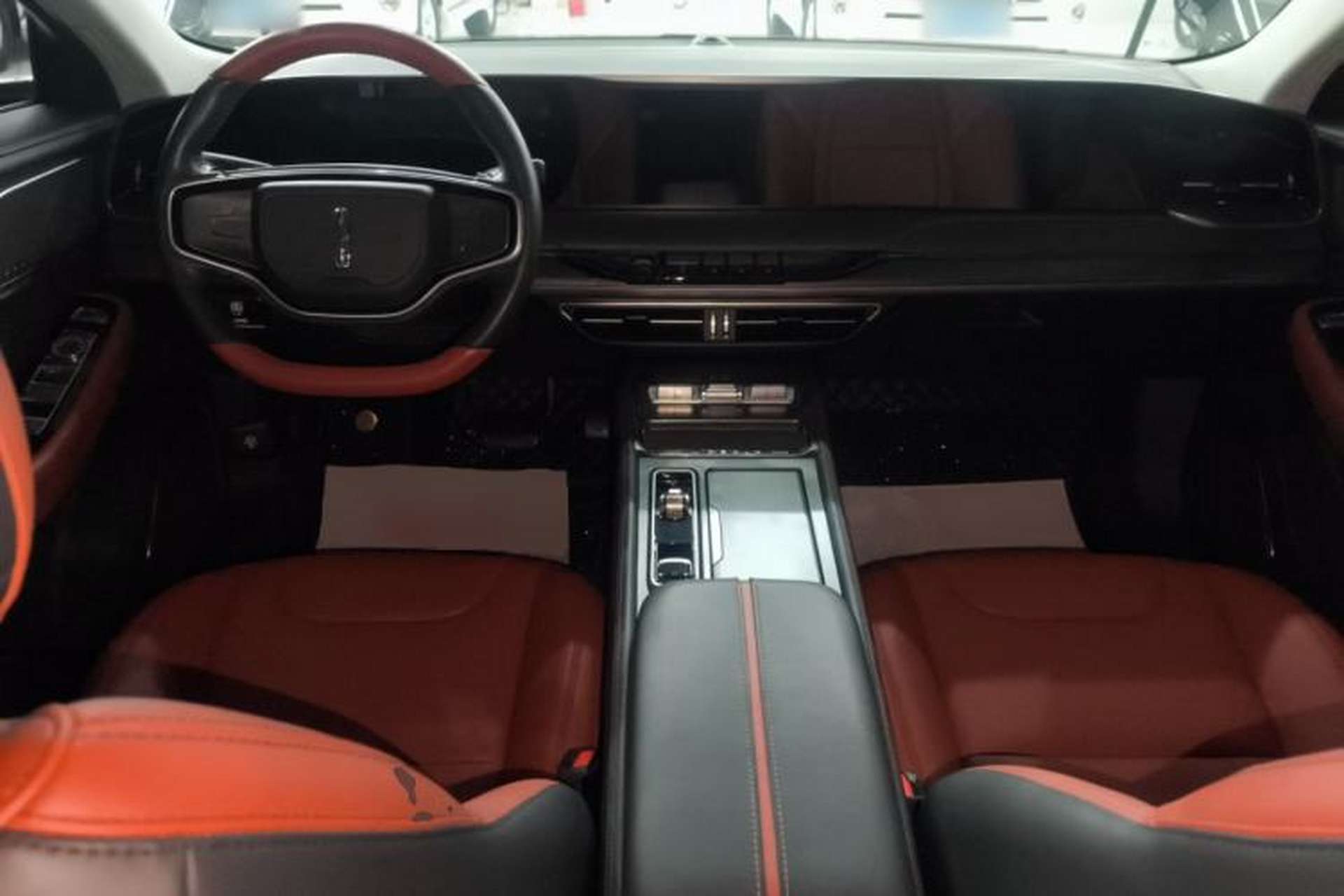 Used Lincoln Z 2022 iXiang Luxury Edition Center Console