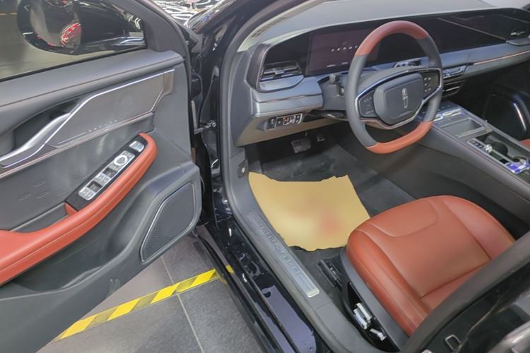 Used Lincoln Z 2022 iXiang Luxury Edition Driver Seat