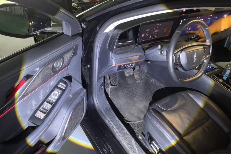 Used Lincoln Z 2022 iXiang Zunyi Edition Driver Seat