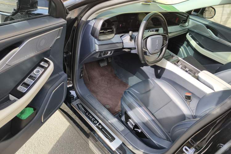 Used Lincoln Z 2022 iKoo Luxury Edition Driver Seat