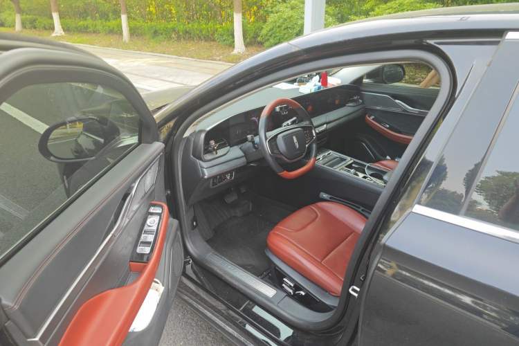 Used Lincoln Z 2022 iXiang Luxury Edition Driver Seat