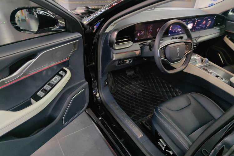 Used Lincoln Z 2022 iKoo Luxury Edition Driver Seat