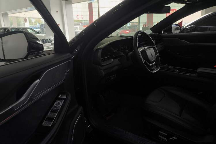 Used Lincoln Z 2022 iKoo Luxury Edition Driver Seat