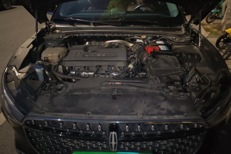 Used Lincoln Z 2022 iCool Luxury Edition Engine Bay
