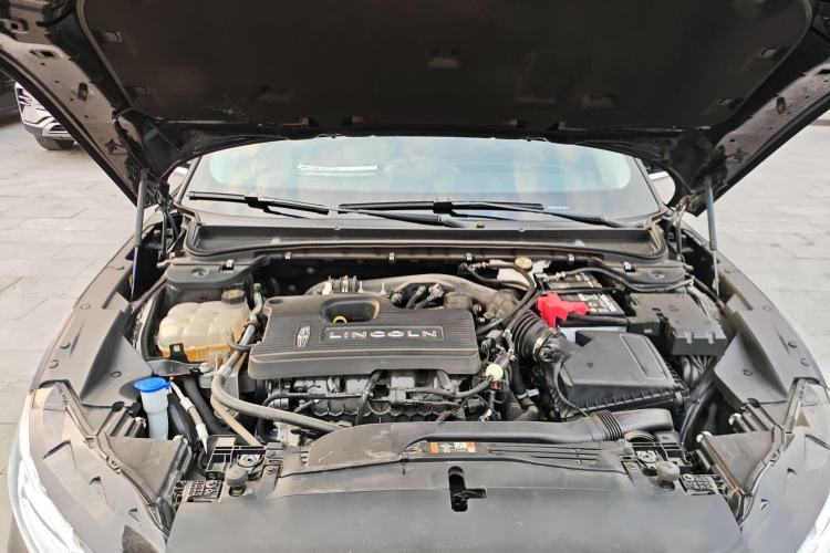 Used Lincoln Z 2022 iEnjoy Luxury Edition Engine Bay