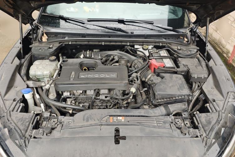 Used Lincoln Z 2022 iKoo Luxury Edition Engine Bay