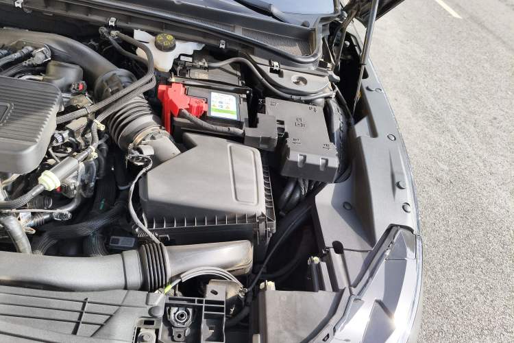 Used Lincoln Z 2022 iKoo Luxury Edition Engine Bay Left
