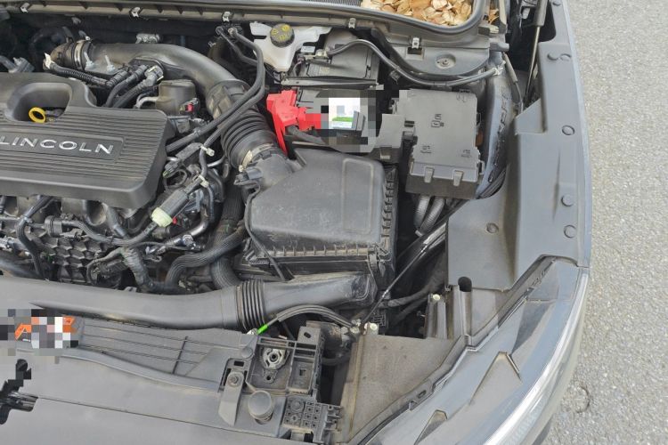 Used Lincoln Z 2022 iXiang Luxury Edition Engine Bay Left
