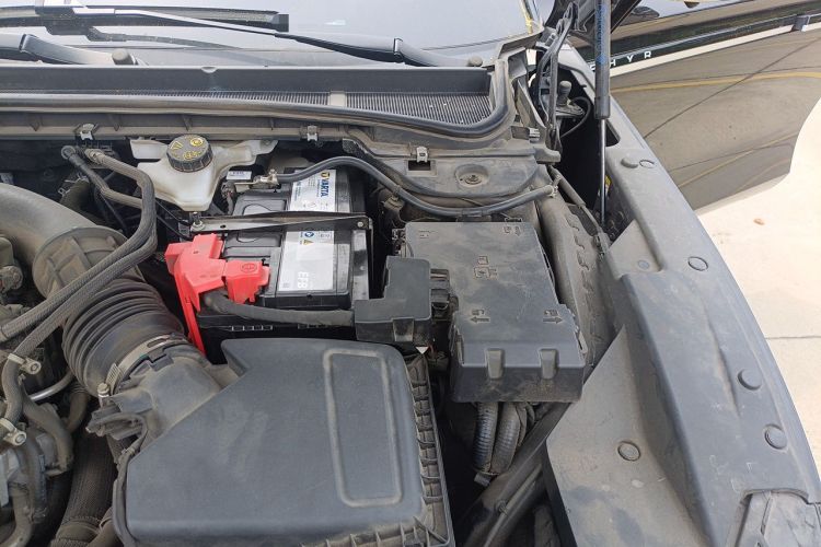 Used Lincoln Z 2022 iXiang Luxury Edition Engine Bay Left