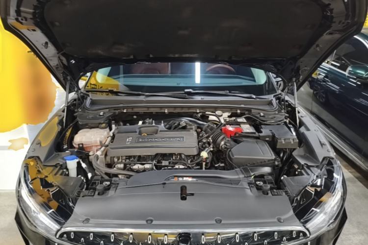 Used Lincoln Z 2022 iXiang Luxury Edition Engine Bay