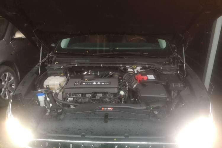Used Lincoln Z 2022 iXiang Luxury Edition Engine Bay