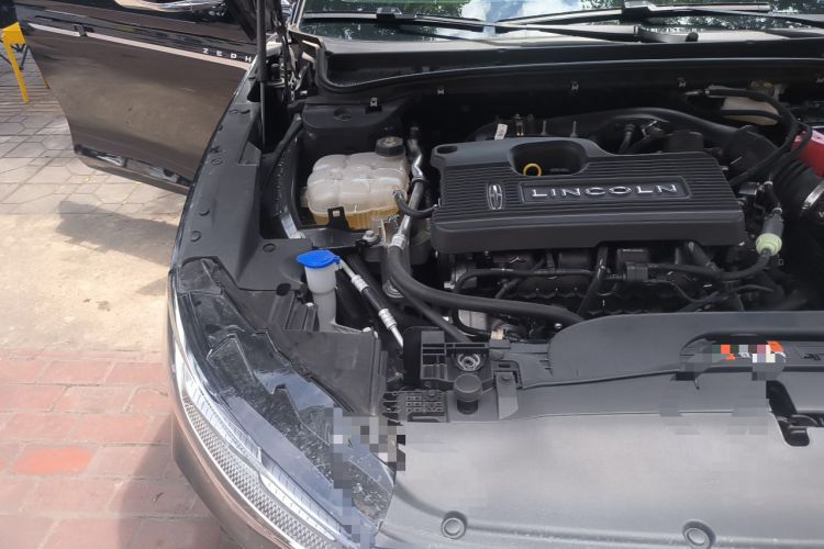 Used Lincoln Z 2022 iXiang Luxury Edition Engine Bay Right