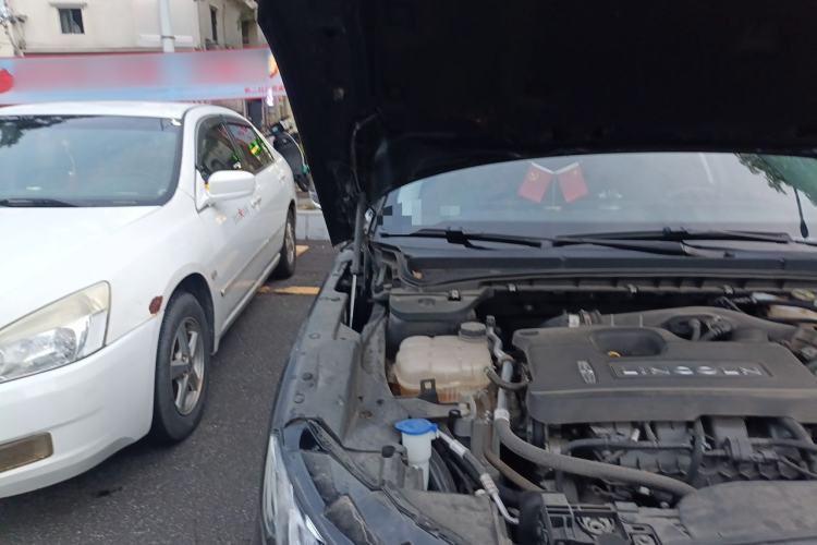 Used Lincoln Z 2022 iXiang Deluxe Edition Engine Bay Right