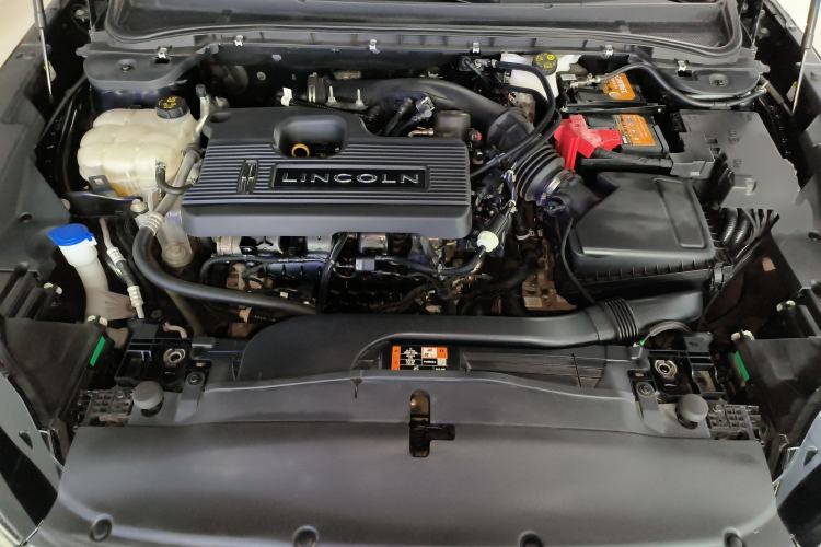 Used Lincoln Z 2022 iXiang Zunyi Edition Engine Bay