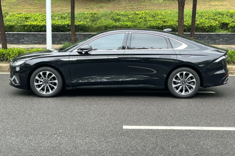 Used Lincoln Z 2022 iXiang Luxury Edition Exterior 3
