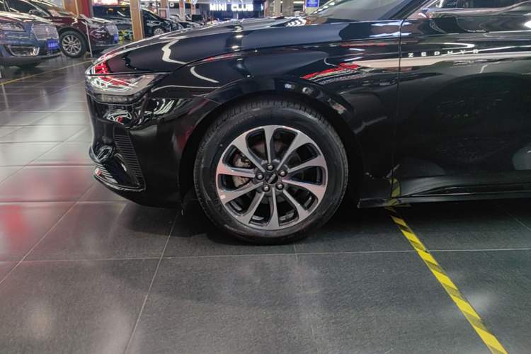 Used Lincoln Z 2022 iXiang Luxury Edition Exterior 4
