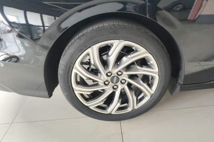 Used Lincoln Z 2022 iXiang Zunyi Edition Exterior 5