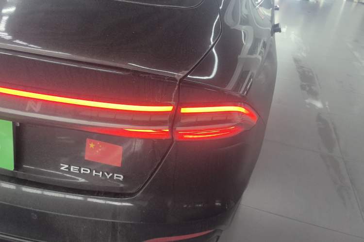 Used Lincoln Z 2022 Facelift iCool Deluxe Edition Exterior 6