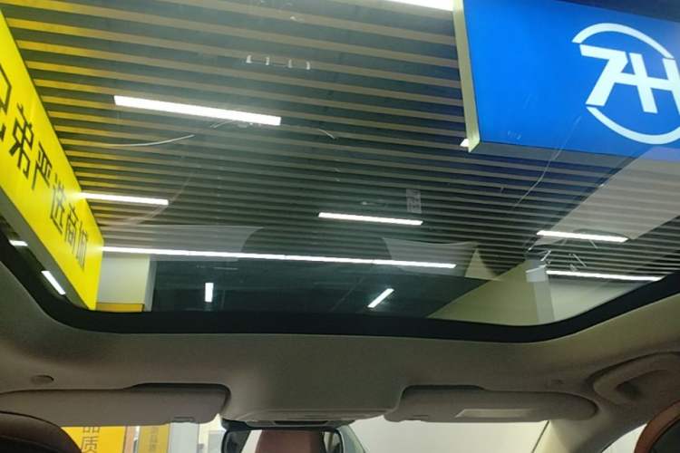 Used Lincoln Z 2022 iXiang Luxury Edition Headliner