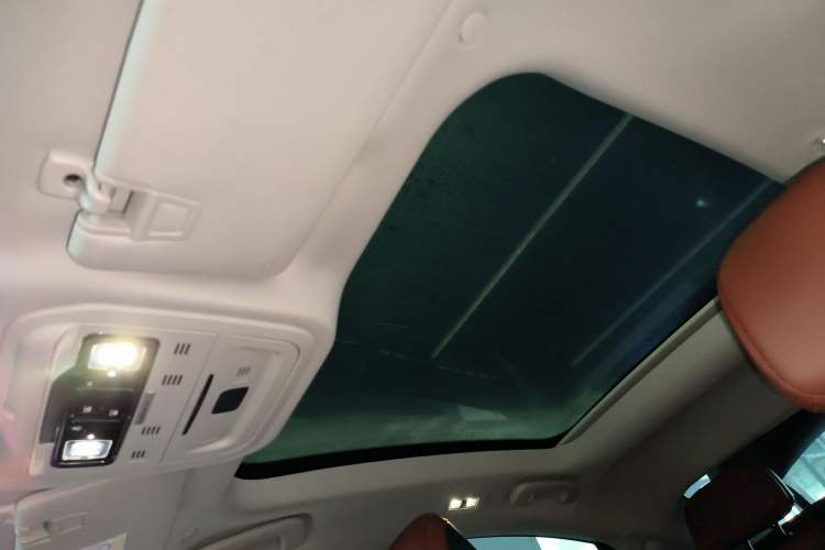 Used Lincoln Z 2022 iXiang Zunyi Edition Headliner