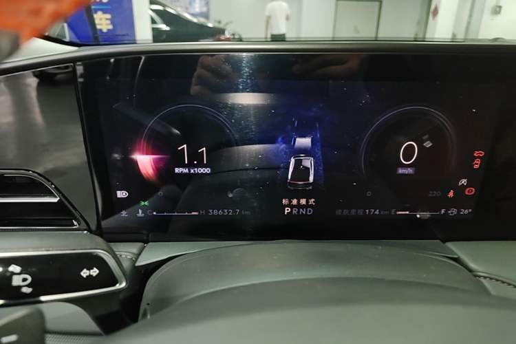 Used Lincoln Z 2022 iXiang Luxury Edition Instrument Cluster