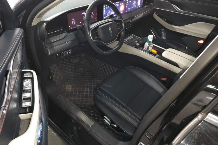 Used Lincoln Z 2022 iXiang Luxury Edition Interior 3