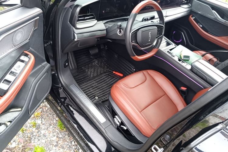 Used Lincoln Z 2022 iXiang Luxury Edition Interior 3