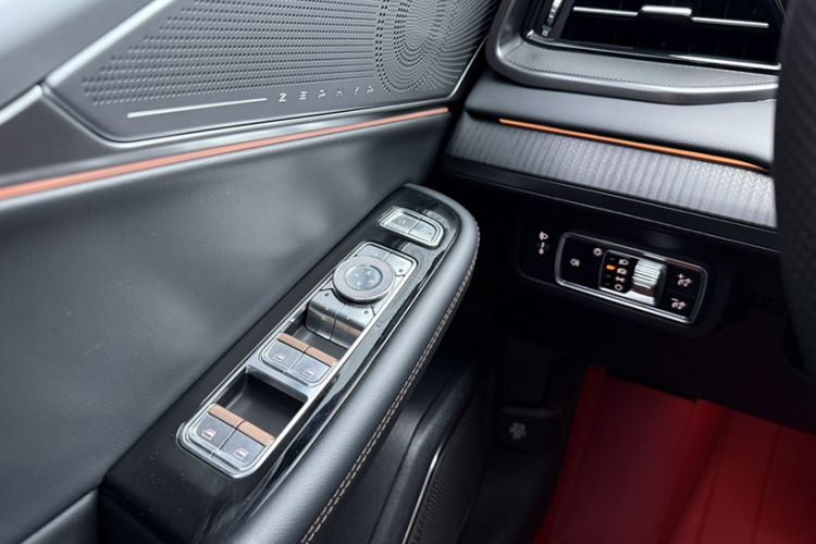Used Lincoln Z 2022 iKoo Luxury Edition Interior 7